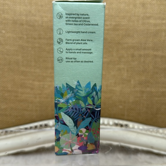 Jurlique | Exclusive Edition Aloe Vera Hand Cream, NIB - Picture 3 of 9